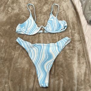 Women’s bikini size Medium